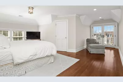 250 Milbank Avenue #B, Greenwich, CT 06830 - Photo 17