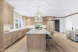 2 Potter Dr, Old Greenwich, CT 06870 - Photo 11