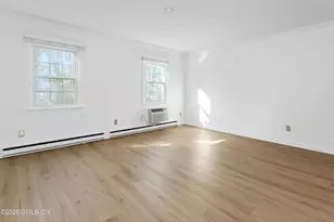 9 Weaver St, Greenwich, CT 06831 - Photo 3