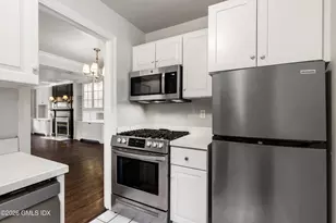 25 W Elm St, Greenwich, CT 06830 - Photo 9