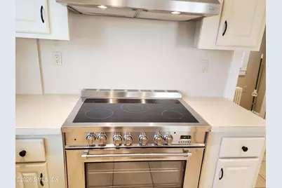 34 Harold Street, Greenwich, CT 06807 - Photo 9