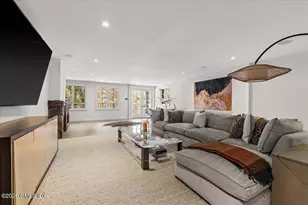 21 Pecksland Rd, Greenwich, CT 06831 - Photo 29