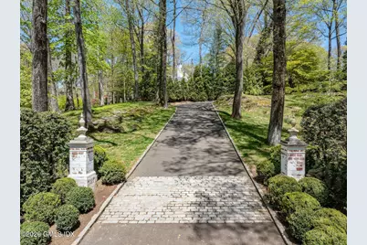 47 Husted Lane, Greenwich, CT 06830 - Photo 3