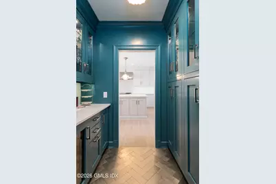 47 Husted Lane, Greenwich, CT 06830 - Photo 11