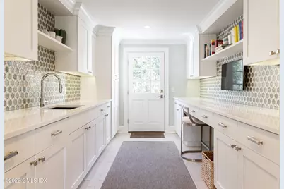 47 Husted Lane, Greenwich, CT 06830 - Photo 13