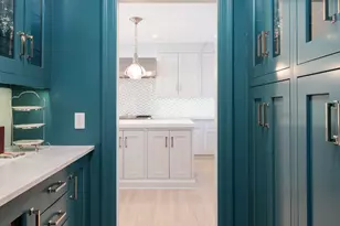 47 Husted Ln, Greenwich, CT 06830 - Photo 7