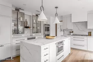 41 Stone Brook Ln, Greenwich, CT 06807 - Photo 9