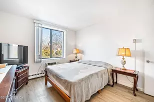 1535 E Putnam Ave, Old Greenwich, CT 06870 - Photo 17