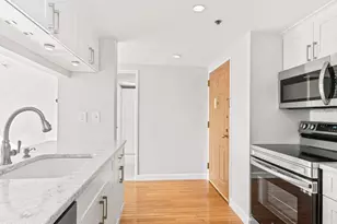 127 Greyrock Pl, Stamford, CT 06901 - Photo 7