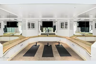 164 Round Hill Road, Greenwich, CT 06831 - Photo 45