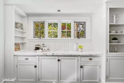 164 Round Hill Road, Greenwich, CT 06831 - Photo 17