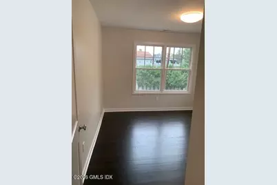 89 W View Street #2nd floor, Greenwich, CT 06830 - Photo 9