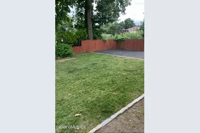 89 W View Street #2nd floor, Greenwich, CT 06830 - Photo 19