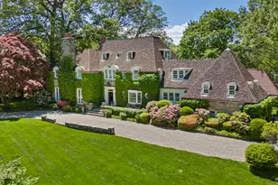 105 Woodside Dr, Greenwich, CT 06830 - Photo 1