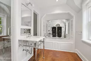 105 Woodside Dr, Greenwich, CT 06830 - Photo 21