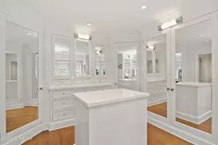 105 Woodside Dr, Greenwich, CT 06830 - Photo 19