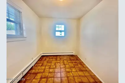 80 Josephine Evaristo Avenue #1FL & Basement, Greenwich, CT 06830 - Photo 9