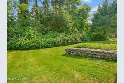 339 Round Hill Road, Greenwich, CT 06831 - Photo 29