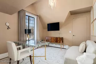 44 Khakum Wood Rd, Greenwich, CT 06831 - Photo 23