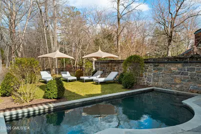 44 Khakum Wood Road, Greenwich, CT 06831 - Photo 7