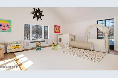 44 Khakum Wood Road, Greenwich, CT 06831 - Photo 27