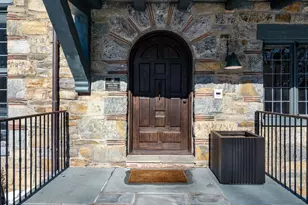 44 Khakum Wood Rd, Greenwich, CT 06831 - Photo 5