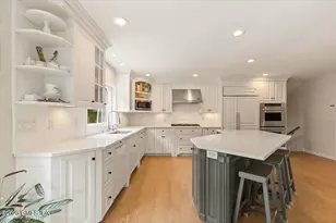 5 Sunshine Ave, Greenwich, CT 06878 - Photo 9