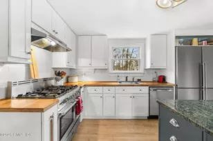 12 Grimes Rd, Old Greenwich, CT 06870 - Photo 13