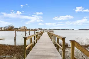 12 Grimes Rd, Old Greenwich, CT 06870 - Photo 5