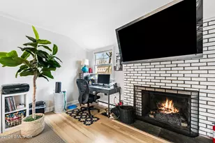 12 Grimes Rd, Old Greenwich, CT 06870 - Photo 21