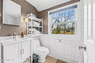 12 Grimes Rd, Old Greenwich, CT 06870 - Photo 27