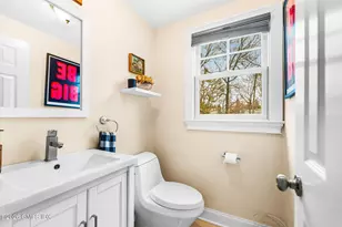 12 Grimes Rd, Old Greenwich, CT 06870 - Photo 17