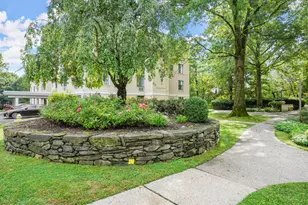 1535 E Putnam Ave, Old Greenwich, CT 06870 - Photo 3