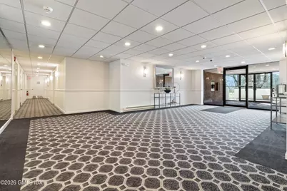 1535 E Putnam Avenue #205, Old Greenwich, CT 06870 - Photo 5