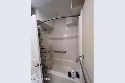 303 Hamilton Avenue #E, Greenwich, CT 06830 - Photo 5