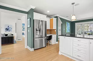 9 Grimes Rd, Old Greenwich, CT 06870 - Photo 17