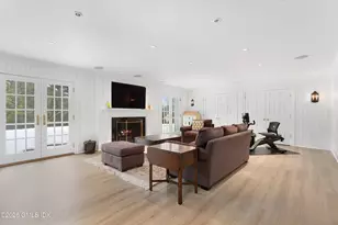 19 Hawkwood Ln, Greenwich, CT 06830 - Photo 27