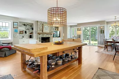 11 Roosevelt Avenue, Old Greenwich, CT 06870 - Photo 3