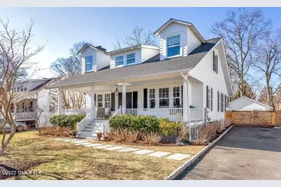 11 Roosevelt Avenue, Old Greenwich, CT 06870 - Photo 1