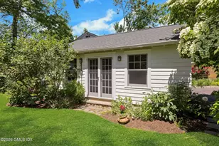 11 Roosevelt Ave, Old Greenwich, CT 06870 - Photo 17