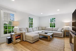 87 Dolphin Cove Quay, Stamford, CT 06902 - Photo 3