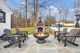 23 Meeting House Rd, Greenwich, CT 06831 - Photo 39