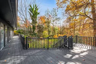 326-338 Stanwich Rd, Greenwich, CT 06830 - Photo 35