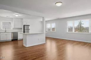 27 High St, Greenwich, CT 06830 - Photo 5