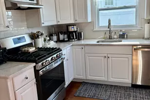 27 High St, Greenwich, CT 06830 - Photo 3