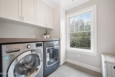 15 Pell Place, Greenwich, CT 06878 - Photo 27