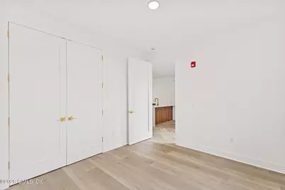 100 E Putnam Avenue #208, Greenwich, CT 06807 - Photo 11