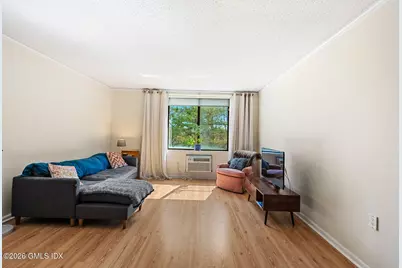 1535 E Putnam Avenue #APT 307, Old Greenwich, CT 06870 - Photo 7