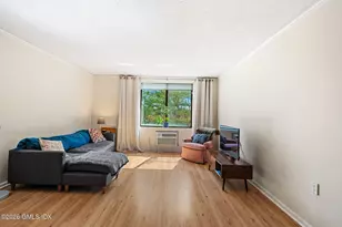 1535 E Putnam Ave, Old Greenwich, CT 06870 - Photo 7