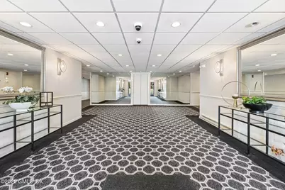 1535 E Putnam Avenue #APT 307, Old Greenwich, CT 06870 - Photo 5